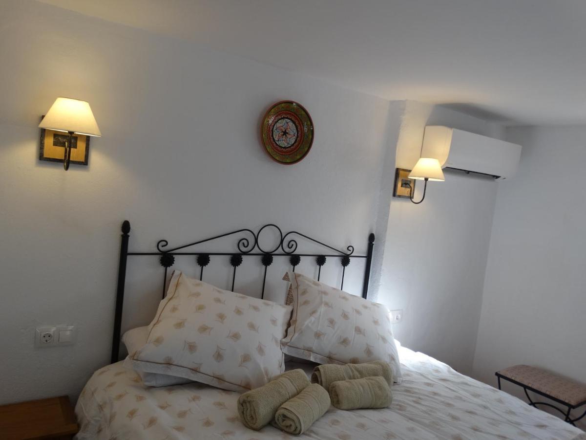 B&B Cortijo Loma Leon Cutar Exterior photo